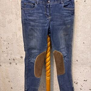 Women’s Goode Rider Denim Breeches. Size 26R Velcro opening at ankles